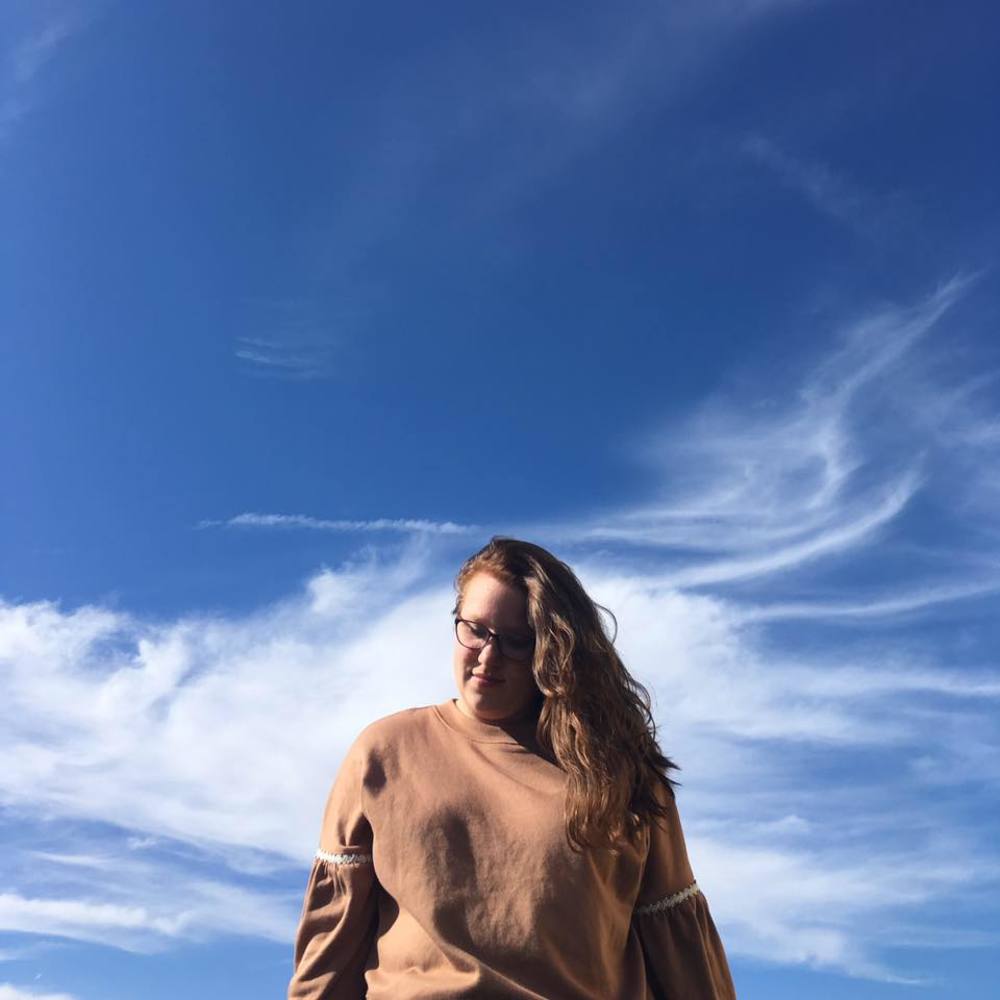 Meet your Posher, Abigail